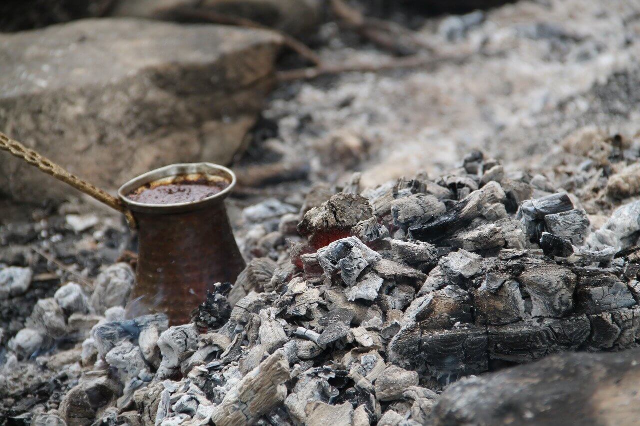 what makes Turkish coffee different